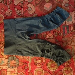 LULULEMON Ebb to street cropped yoga tight, Blue-green, sz 2